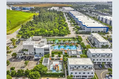 6410 NW 102nd Path #302, Doral, FL 33178 - Photo 29