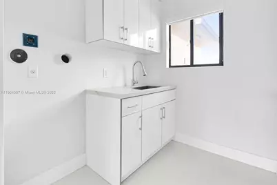 12890 NW 2nd St, Miami, FL 33182 - Photo 19