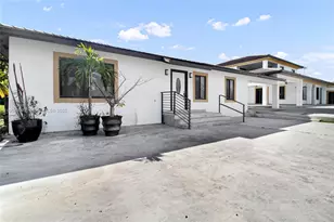 12890 NW 2nd St, Miami, FL 33182 - Photo 23