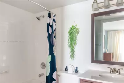 17200 NW 64th Ave #20-207, Miami Lakes, FL 33015 - Photo 11