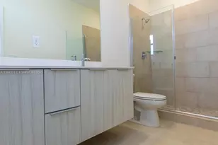 15861 NW 90th Ct, Miami Lakes, FL 33018 - Photo 19