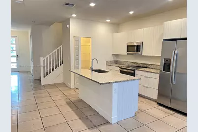 15861 NW 90th Ct #15861, Miami Lakes, FL 33018 - Photo 3