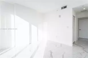 8425 Crespi Blvd, Miami Beach, FL 33141 - Photo 17