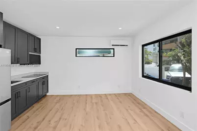 7801 Byron Ave, Miami Beach, FL 33141 - Photo 15