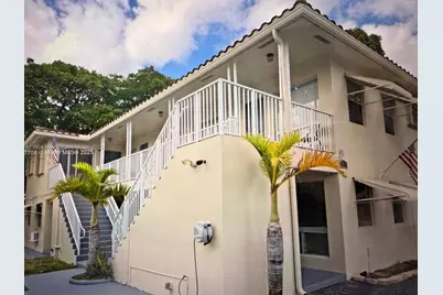 3031 NE 21 Ter #5, Oakland Park, FL 33306 - Photo 1