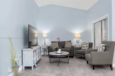 1568 Springside Dr #1568, Weston, FL 33326 - Photo 11