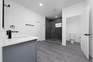 3270 Framinghan Ave SW, Palm Bay, FL 32908 - Photo 21