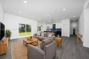 3270 Framinghan Ave SW, Palm Bay, FL 32908 - Photo 27