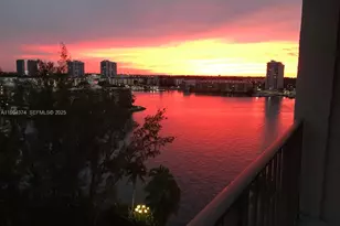 18151 NE 31st Ct, Aventura, FL 33160 - Photo 31