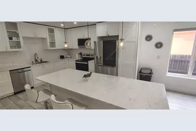 420 NE 90th St #N/A, El Portal, FL 33138 - Photo 3