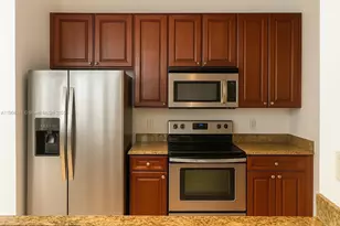 3001 NE 185th St, Aventura, FL 33180 - Photo 3