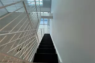 60 SW 13th St, Miami, FL 33130 - Photo 13