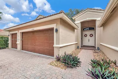 4936 NW 52nd Ave, Coconut Creek, FL 33073 - Photo 3