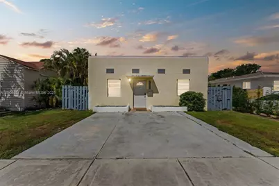 1639 Hayes St, Hollywood, FL 33020 - Photo 1