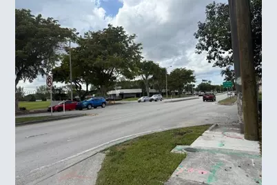 8951 SW 72nd St #337, Miami, FL 33173 - Photo 9