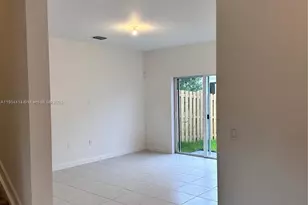 11884 NW 47th Manor, Coral Springs, FL 33076 - Photo 7