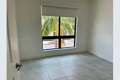 8265 NW 41 St #304, Doral, FL 33166 - Photo 9