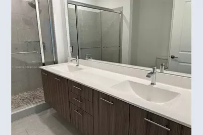 8265 NW 41 St #304, Doral, FL 33166 - Photo 11