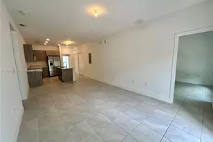 8265 NW 41st St, Doral, FL 33166 - Photo 7