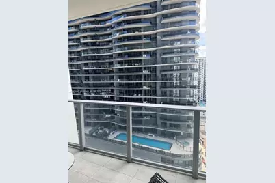 1010 Brickell Ave #2510, Miami, FL 33131 - Photo 13