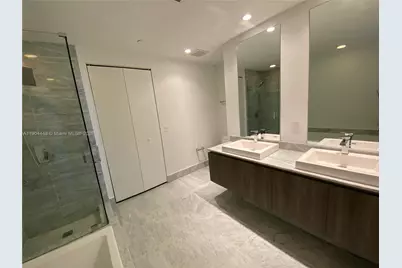 801 S Miami Ave #3410, Miami, FL 33130 - Photo 11