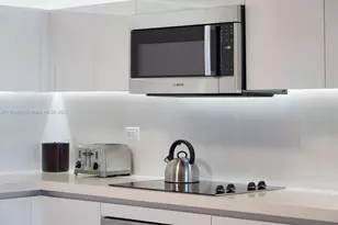 102 24th St, Miami Beach, FL 33139 - Photo 21