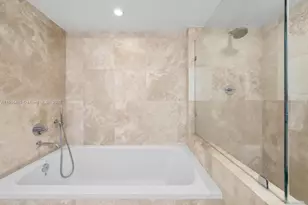 102 24th St, Miami Beach, FL 33139 - Photo 19