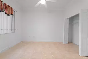 16640 NW 86th Ct, Miami Lakes, FL 33016 - Photo 17