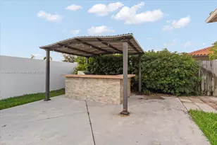 16640 NW 86th Ct, Miami Lakes, FL 33016 - Photo 27