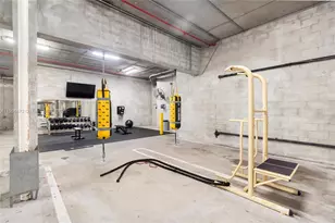 7900 Harbor Island Dr, North Bay Village, FL 33141 - Photo 35