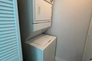 244 Biscayne Blvd, Miami, FL 33132 - Photo 17