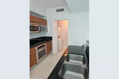 244 Biscayne Blvd #908, Miami, FL 33132 - Photo 15