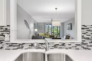 23249 N Barwood Ln N, Boca Raton, FL 33428 - Photo 5