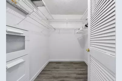 23249 N Barwood Ln N #102, Boca Raton, FL 33428 - Photo 11