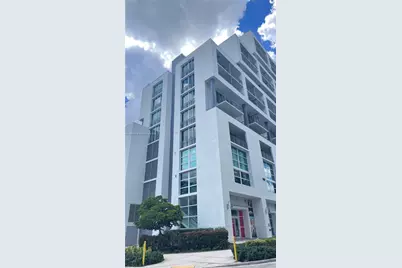 350 NE 24th St #404, Miami, FL 33137 - Photo 1