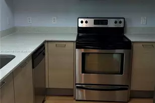 350 NE 24th St, Miami, FL 33137 - Photo 9