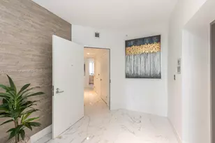 16385 Biscayne Blvd, North Miami Beach, FL 33160 - Photo 3