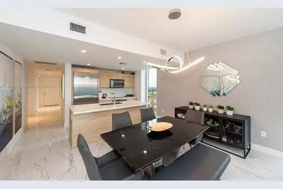 16385 Biscayne Blvd #2001, North Miami Beach, FL 33160 - Photo 7