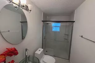 2898 NW 6th Ct, Fort Lauderdale, FL 33311 - Photo 11