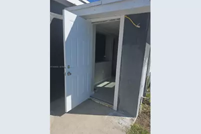 528 NW 10th St #A, Florida City, FL 33034 - Photo 5