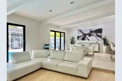 11104 SW 139th Ct, Miami, FL 33186 - Photo 15