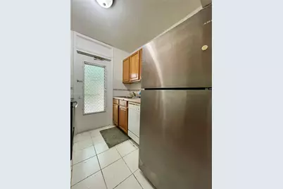 1670 Bay Rd #2B, Miami Beach, FL 33139 - Photo 9