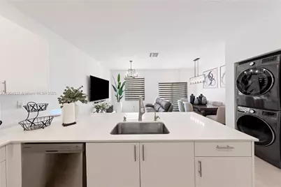 12942 SW 232nd Ter, Homestead, FL 33032 - Photo 7