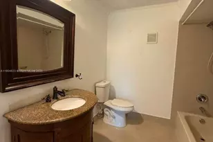 23 N Valencia Dr, Davie, FL 33324 - Photo 31