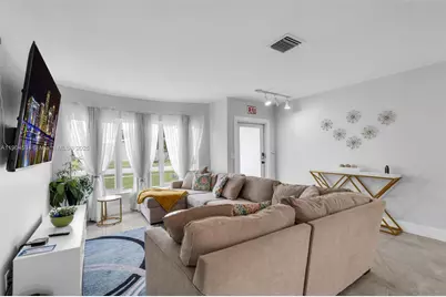 2227 NW 65th Ave, Margate, FL 33063 - Photo 5