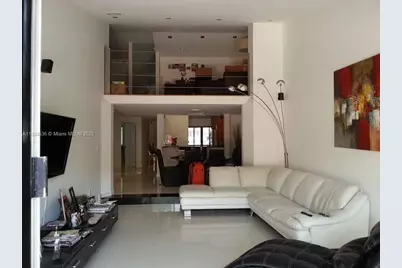 546 NE 199th Ln #4W, Miami, FL 33179 - Photo 1