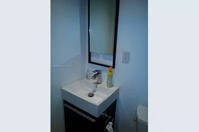 546 NE 199th Ln #4W, Miami, FL 33179 - Photo 13