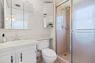 24 Abbey Ln #201, Delray Beach, FL 33446 - Photo 19