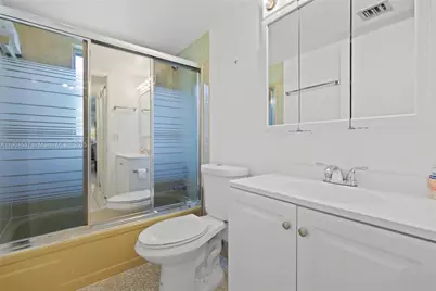 24 Abbey Ln #201, Delray Beach, FL 33446 - Photo 23