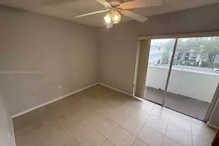 5611 W 25th Ct, Hialeah, FL 33016 - Photo 7